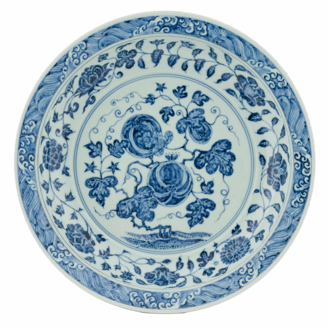 MING BLUE & WHITE GRAPES ABUNDANT CHARGER: Chinese Ming Dynasty, Antique Blue and White grapes abundant charger. Finely potted in shallow vessel form, with broad wide central interior, rounded cavetto gently tapering to open wide. All reserved