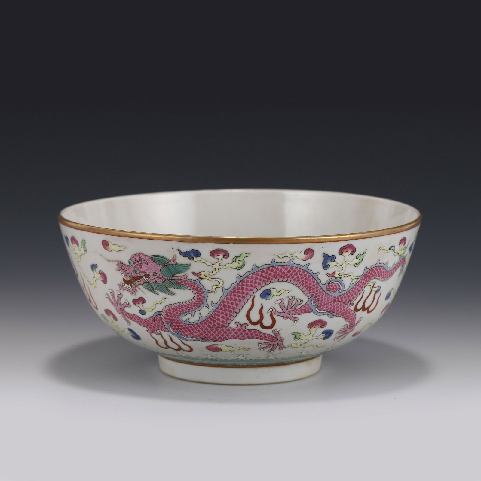 FAMILLE ROSE BOWL WITH DRAGON & PHOENIX PATTERN (1 of 9)