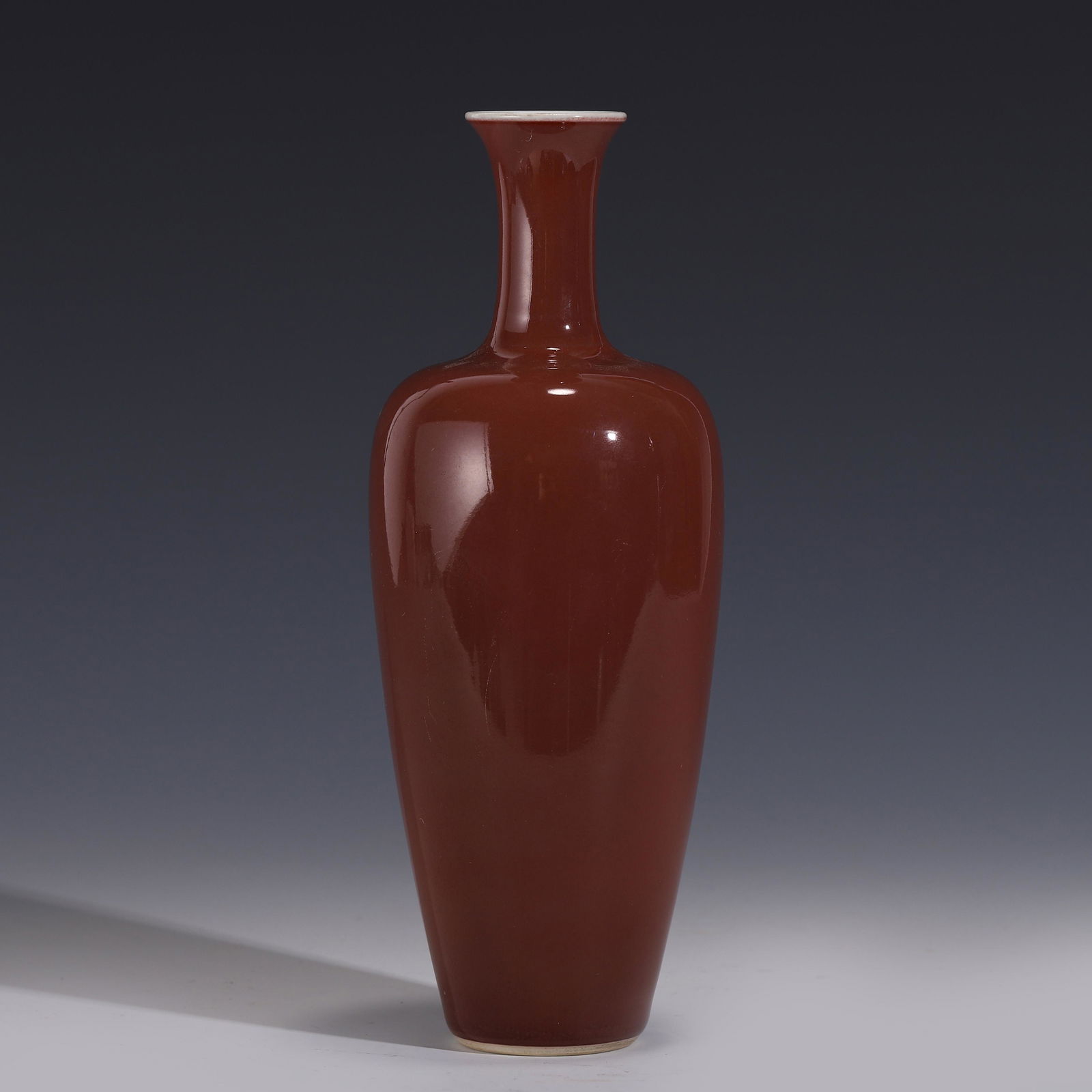 COWPEA RED BOTTLE (1 of 8)