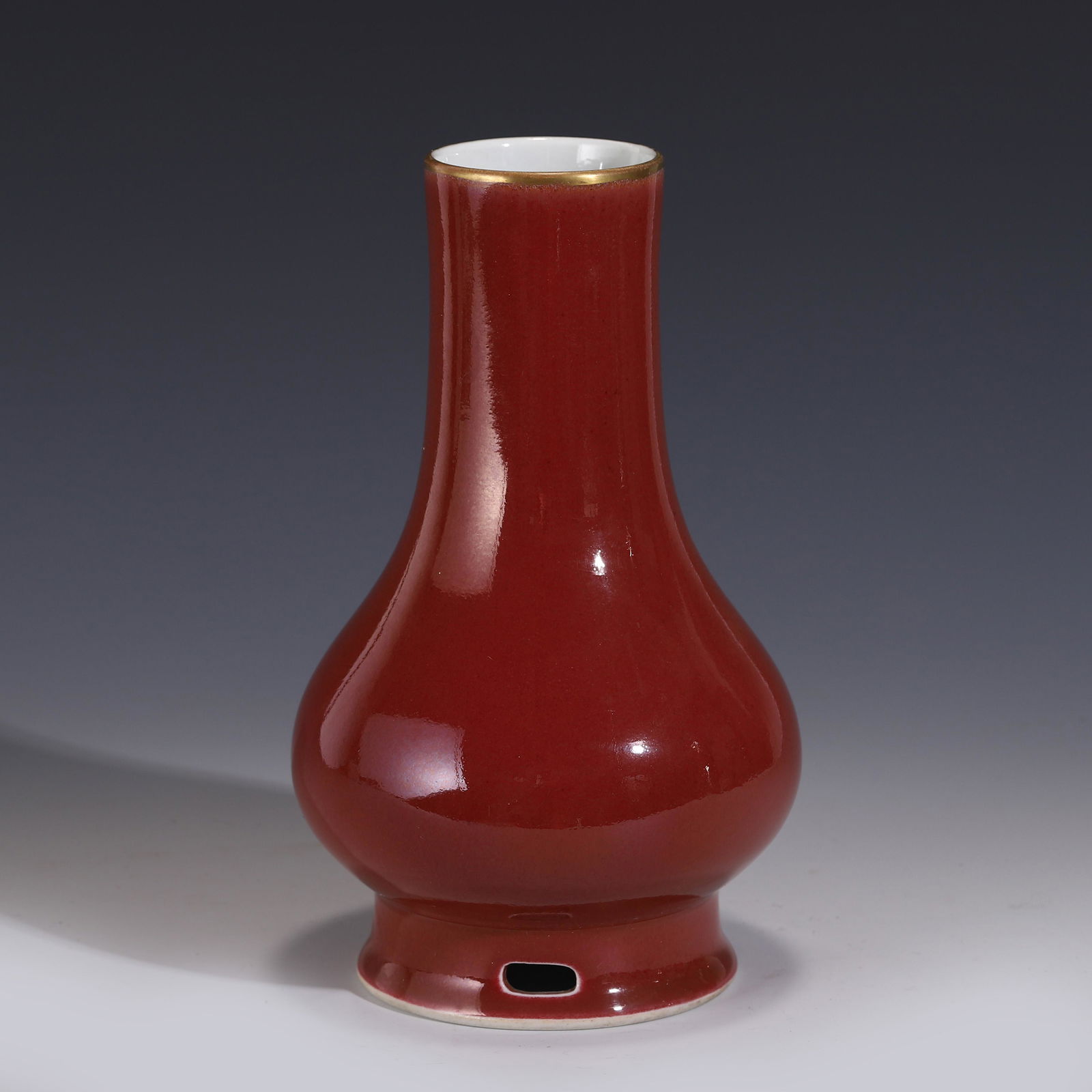 RED GLAZED MONICHROME BOTTLE VASE (1 of 8)