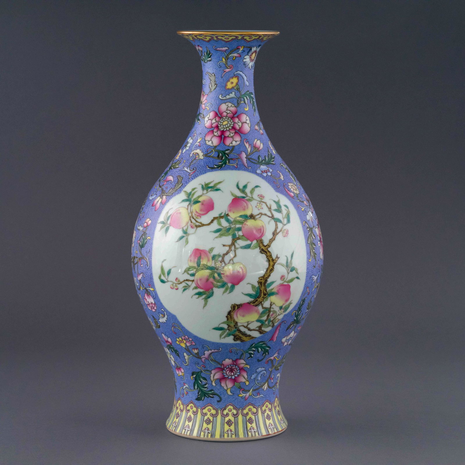 YONGZHENG FAMILLE ROSE POMEGRANATE WILLOW VASE (1 of 6)