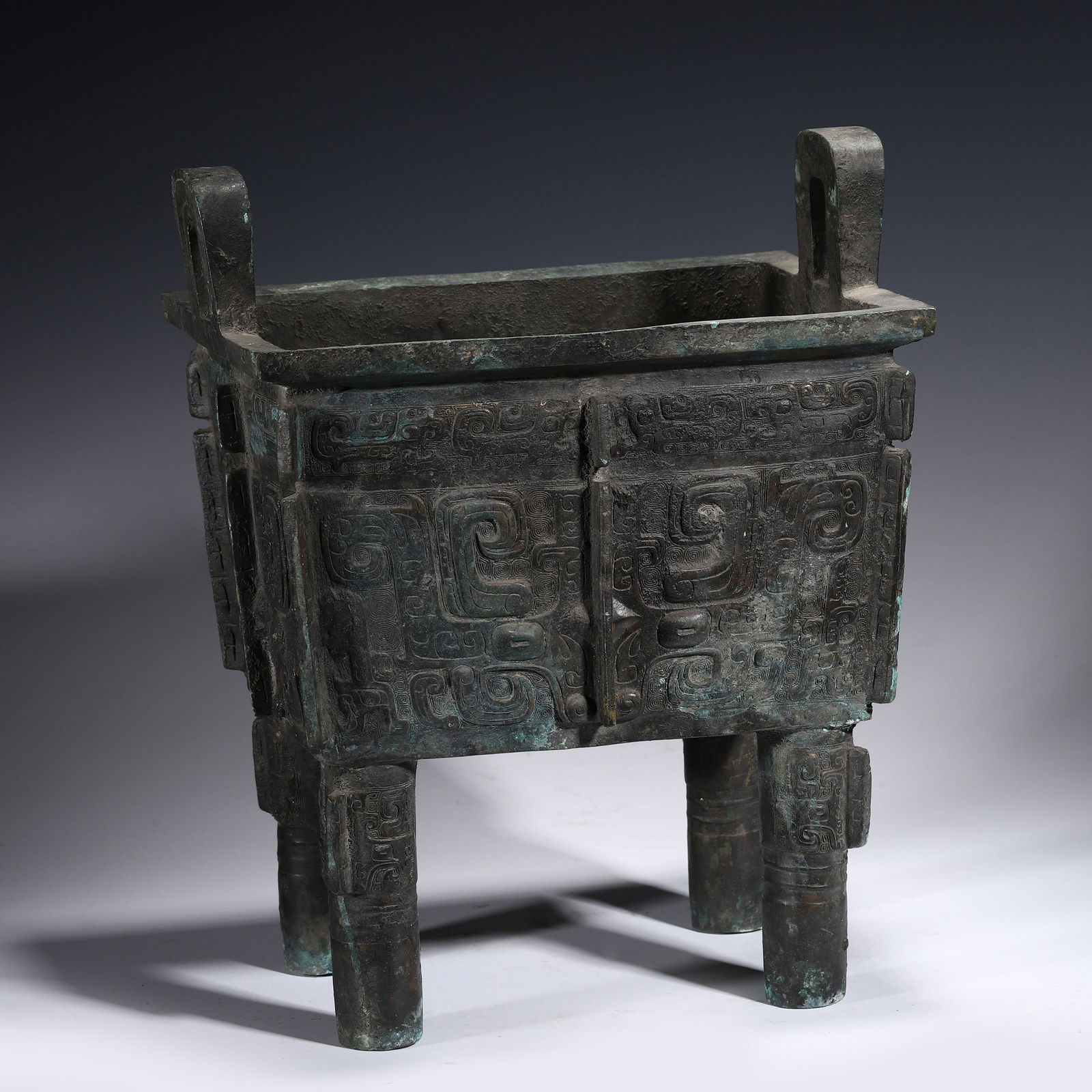 FANGDING SQUARE BRONZE CENSER (1 of 8)