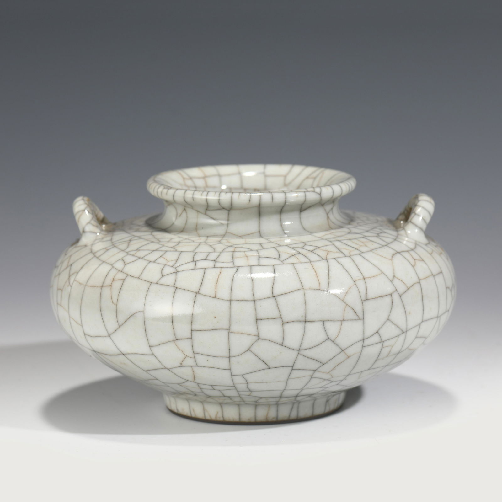 QIANLONG GE WARE PORCELAIN WASHING POT (1 of 10)