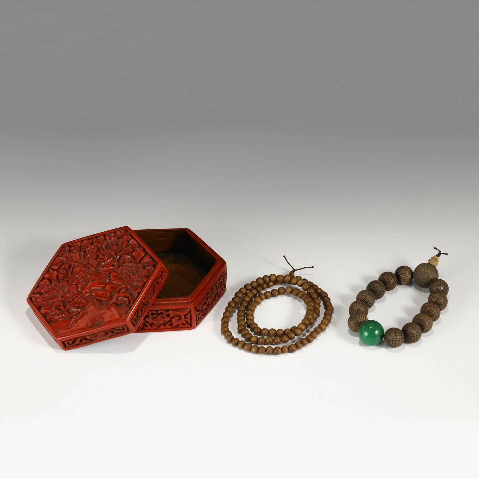 PAIR AGARWOOD BRACELETS IN BOX (1 of 10)