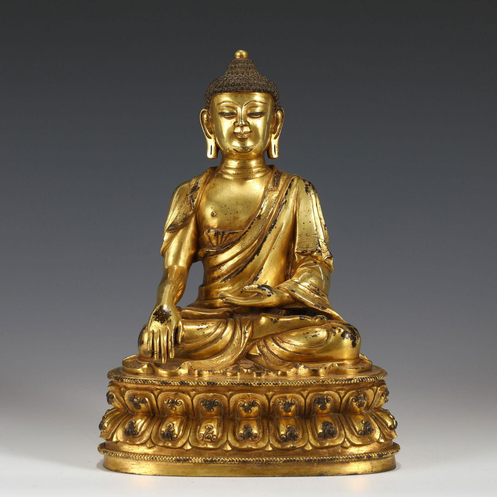 XUANDE GILT BUDDHA (1 of 10)