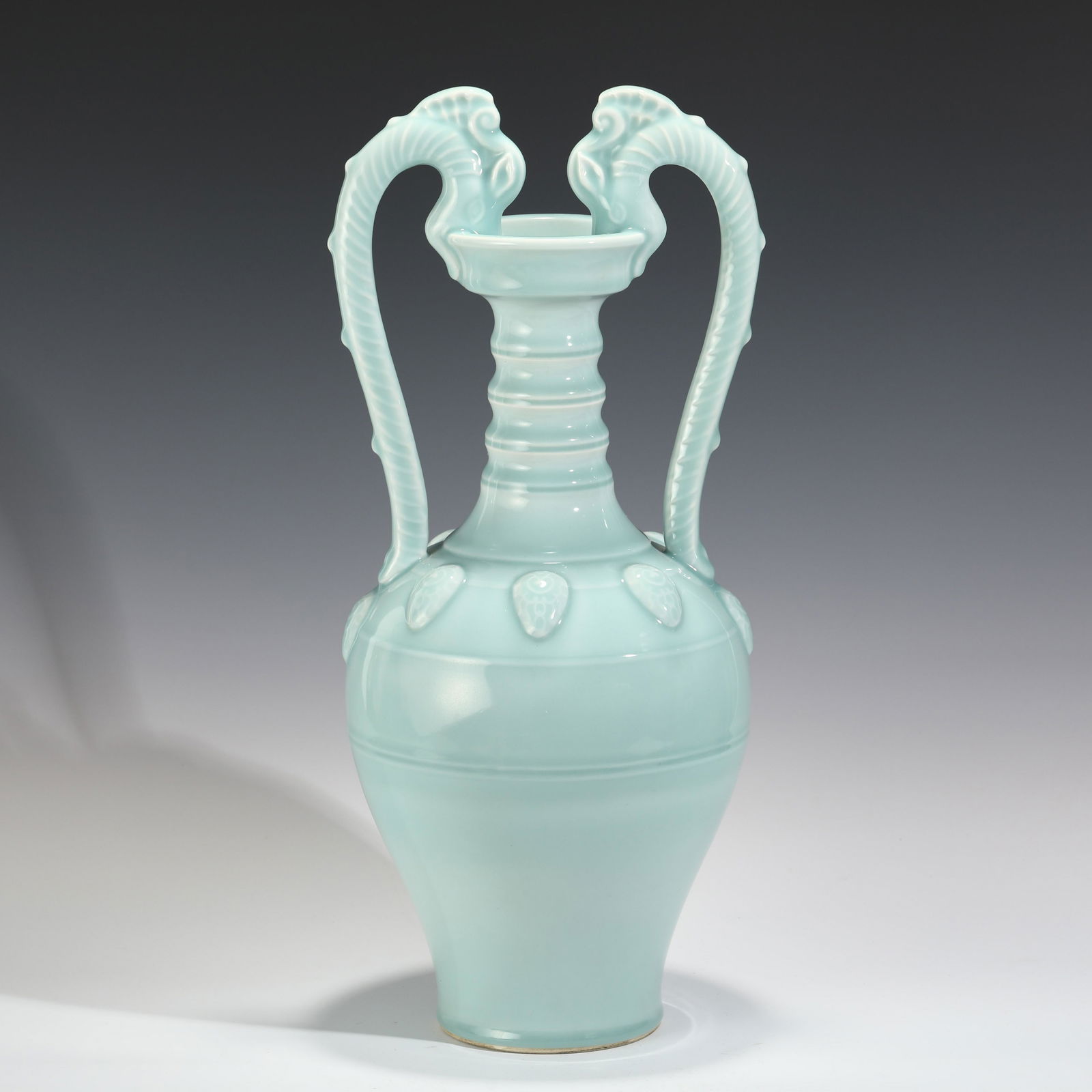 YONGZHENG DOUQING PORCELAIN BOTTLE VASE (1 of 9)