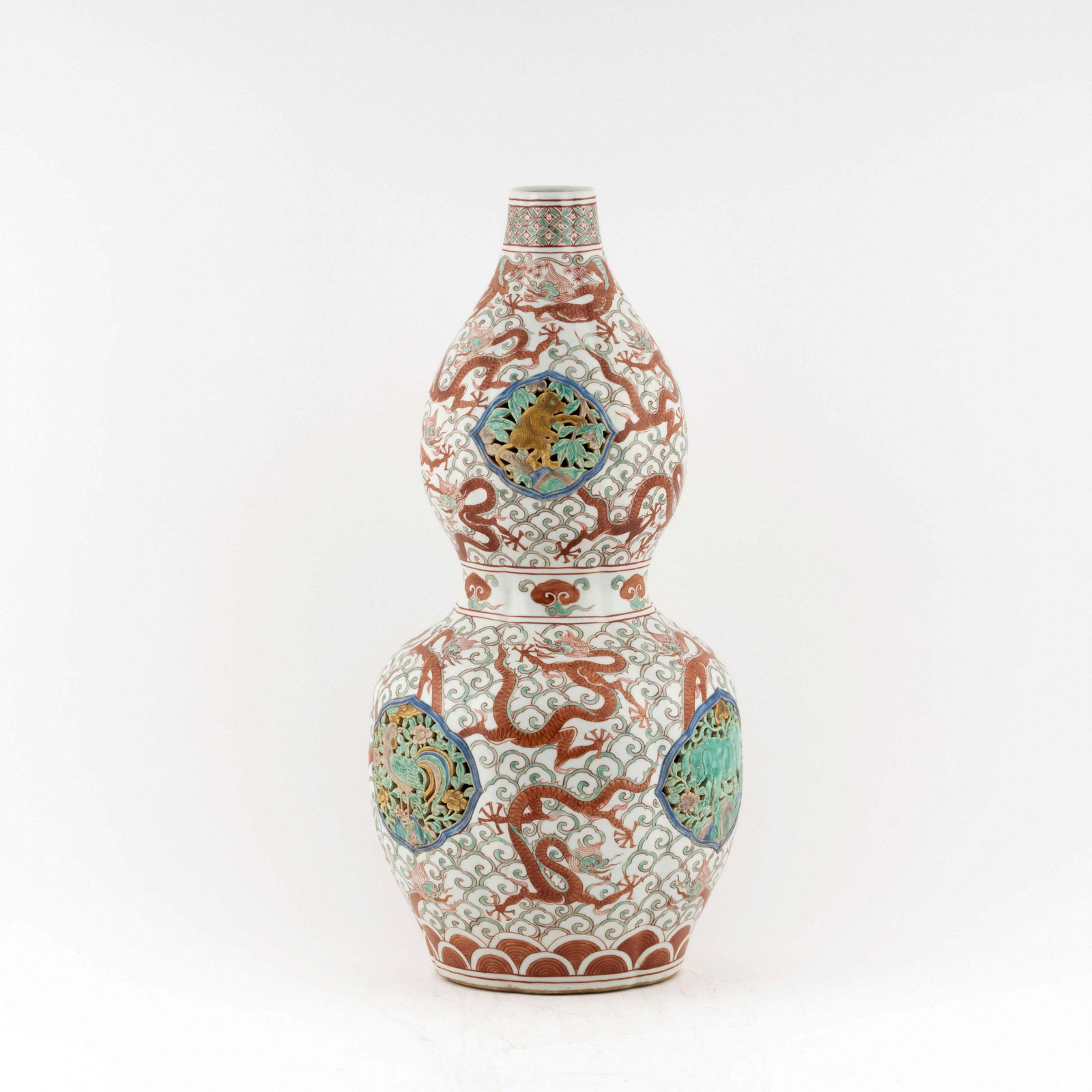 MING RED DRAGONS DOUBLE GOURD VASE (1 of 8)