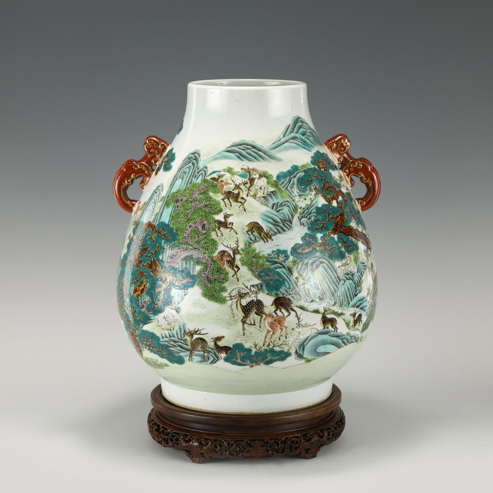 QING QIANLONG FAMILLE ROSE HUNDRED DEER VASE: PROVENANCE: From private collectors in Highland Park, Dallas, Texas. Measurements: Height: 45.3 cm, Diam: 37.2cm Chinese Qing Dynasty Qianlong Famille Rose hundred Deer Porcelain Amphora Zun Vase On C