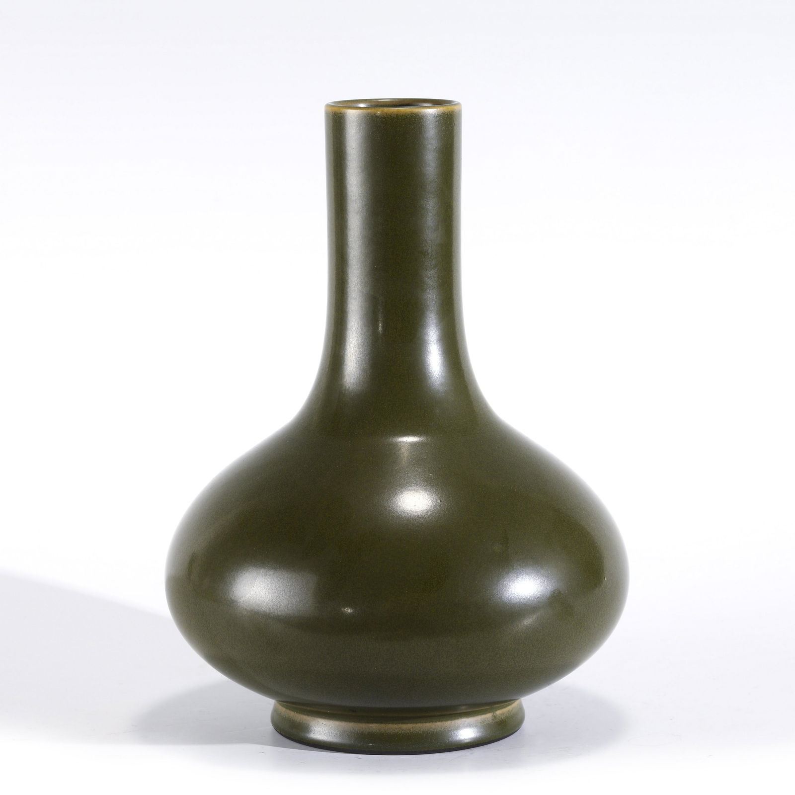 QING QIANLONG TEA FOAM VASE (1 of 10)