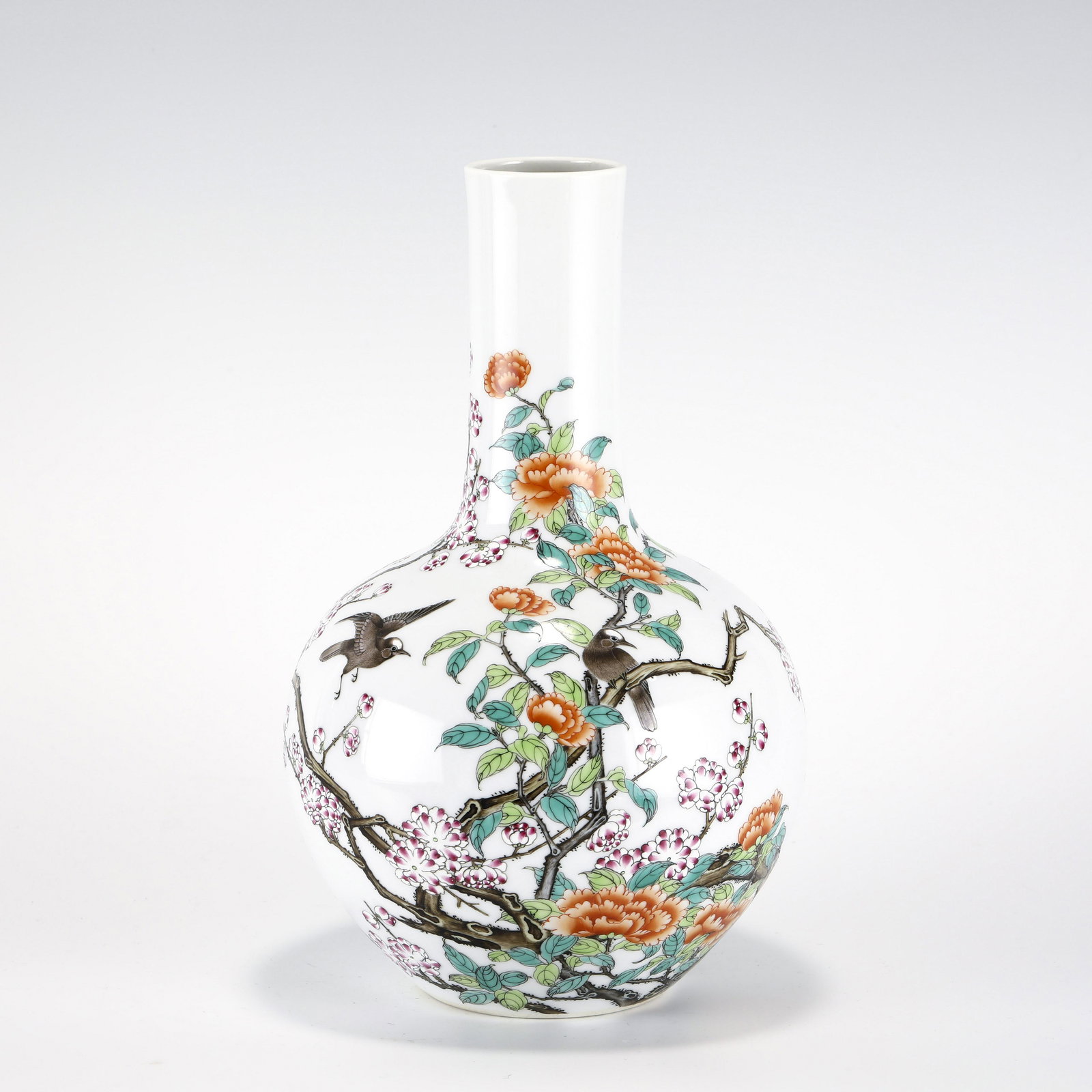 QING QIANLONG FAMILLE ROSE CELESTIAL VASE (1 of 10)