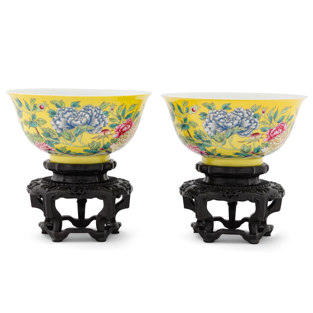 PAIR FAMILLE JAUNE PEONY BOWLS ON STAND (1 of 4)