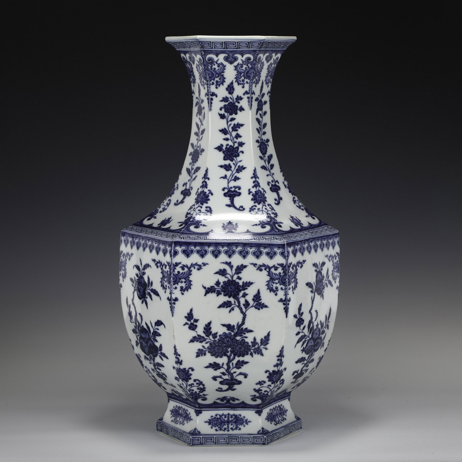 QING QIANLONG BLUE & WHITE HEXAGONAL VASE (1 of 11)