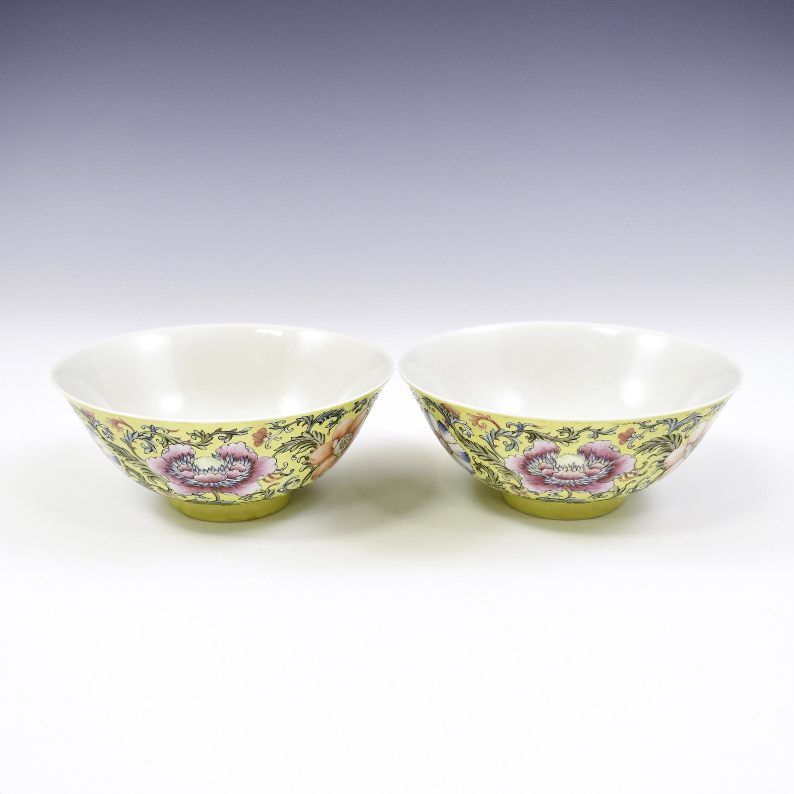 PAIR JIAQING FAMILLE JAUNE FLORAL BOWLS (1 of 8)