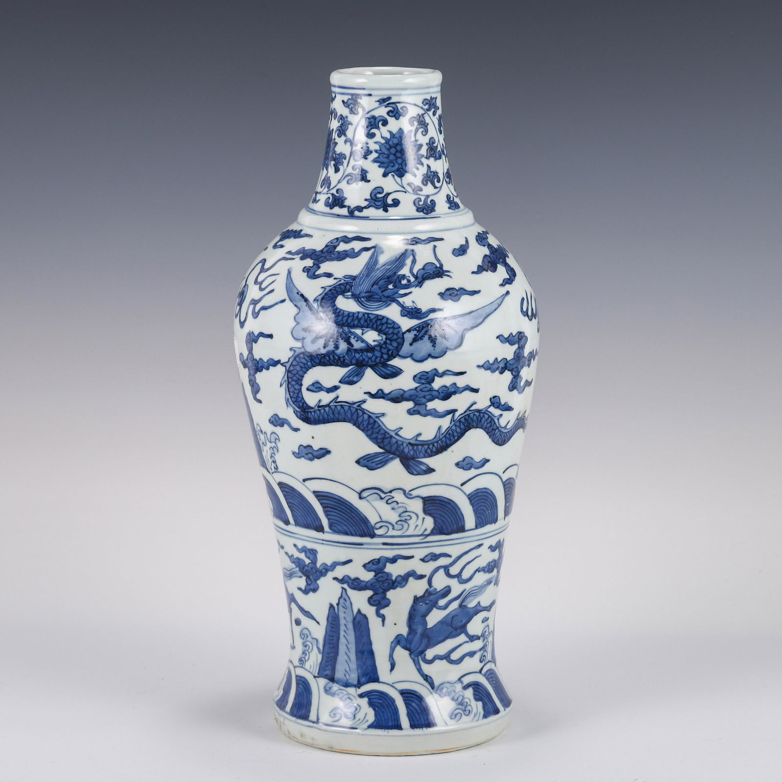 MING BLUE & WHITE DRAGON MOTIF BALUSTER VASE (1 of 10)