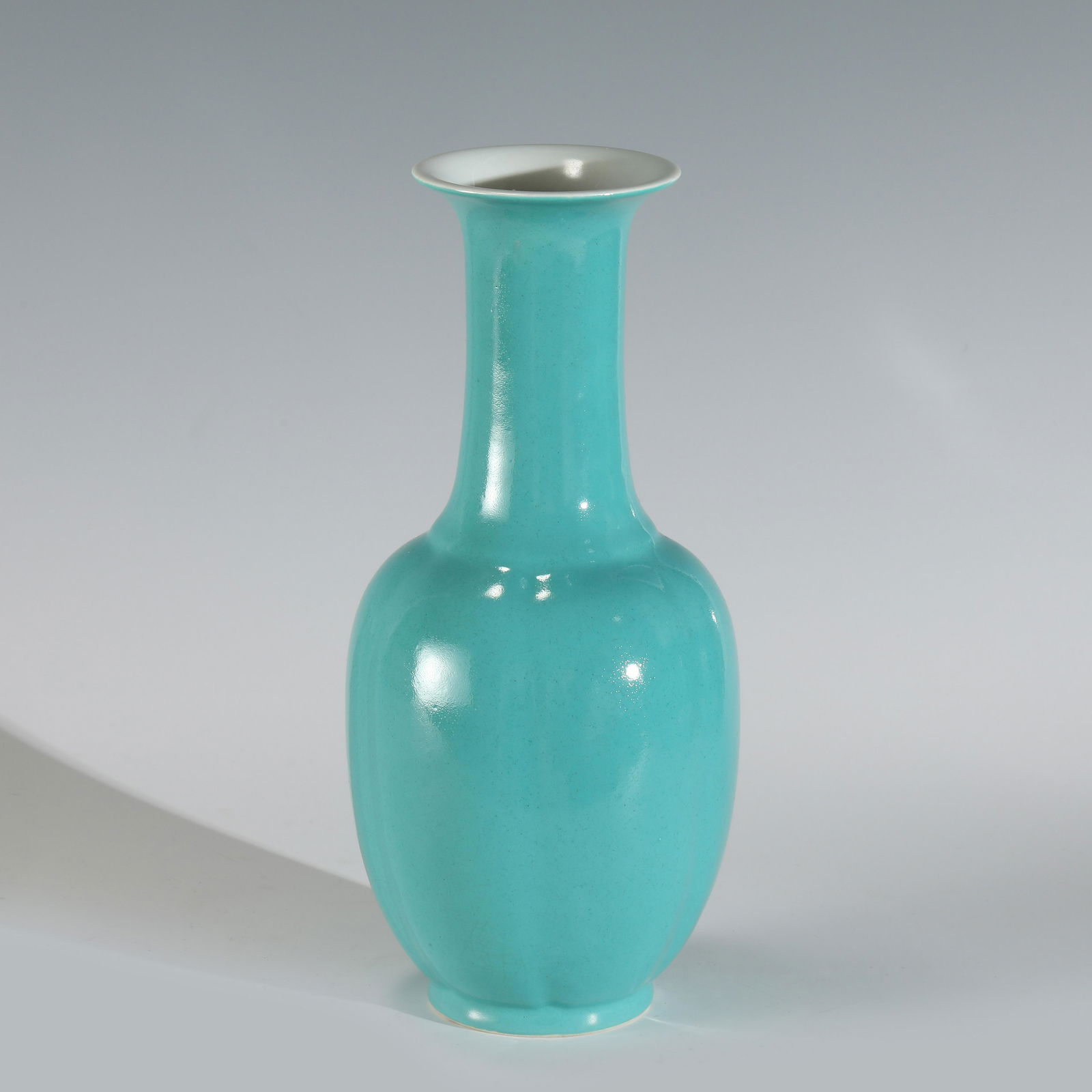 QING GUANGXU MALACHITE GREEN GLAZED BOTTLE (1 of 10)