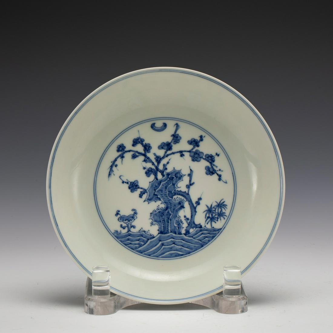 MING CHENGHUA BLUE & WHITE PLATE (1 of 8)