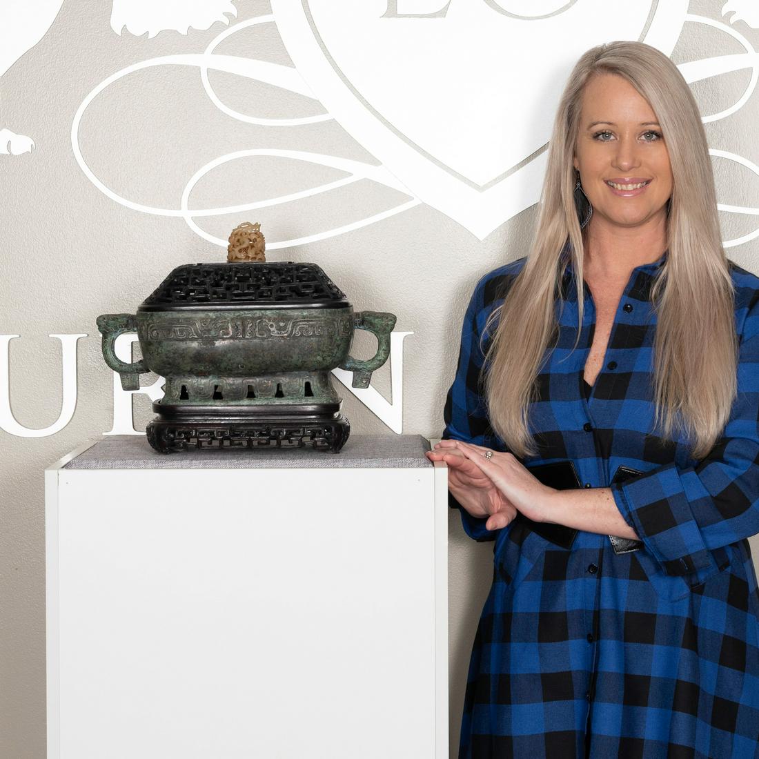 SHANG BRONZE & JADE FINIAL LIDDED INCENSE BURNER ON STAND (1 of 11)