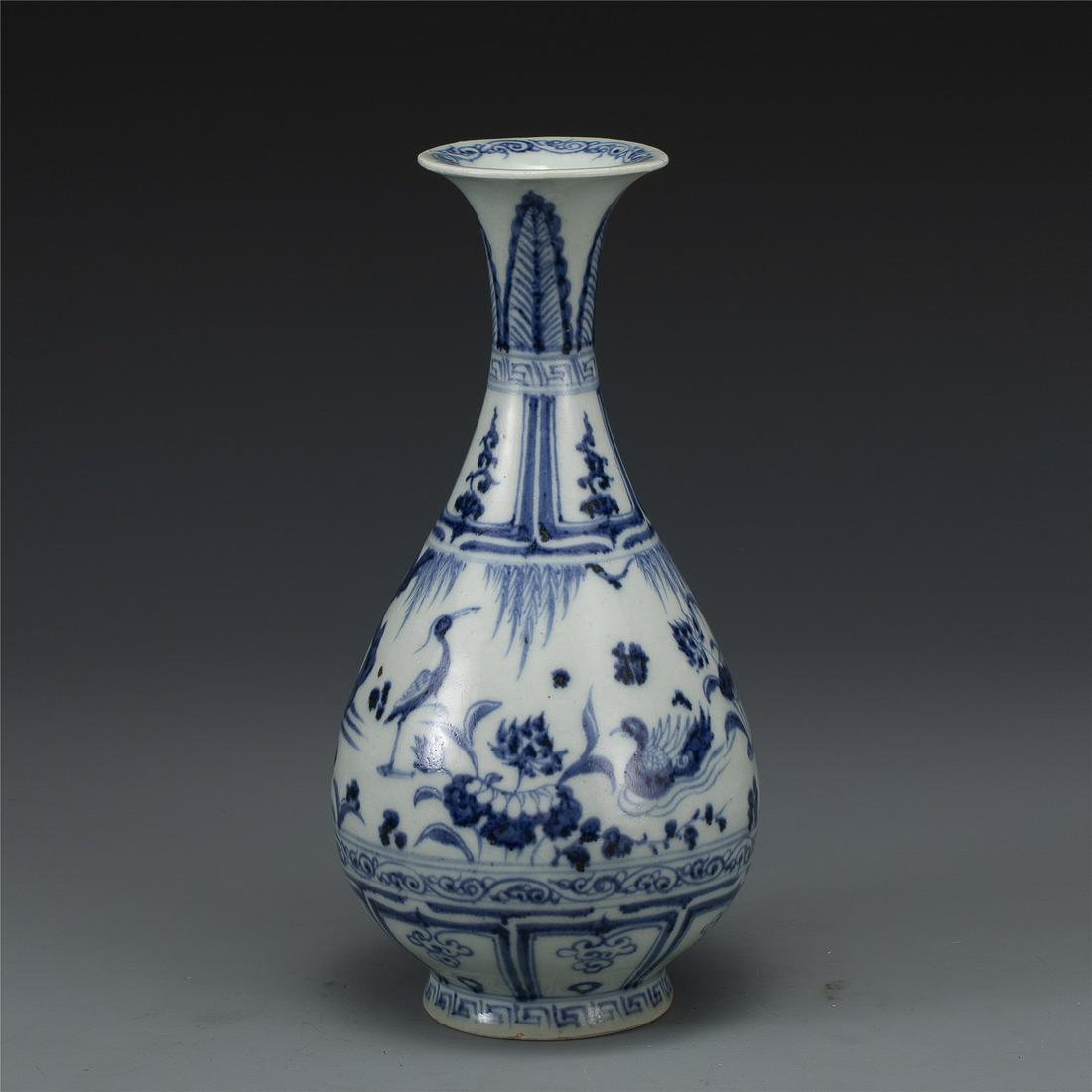 YUAN BLUE & WHITE JADE POT SPRING VASE (1 of 9)