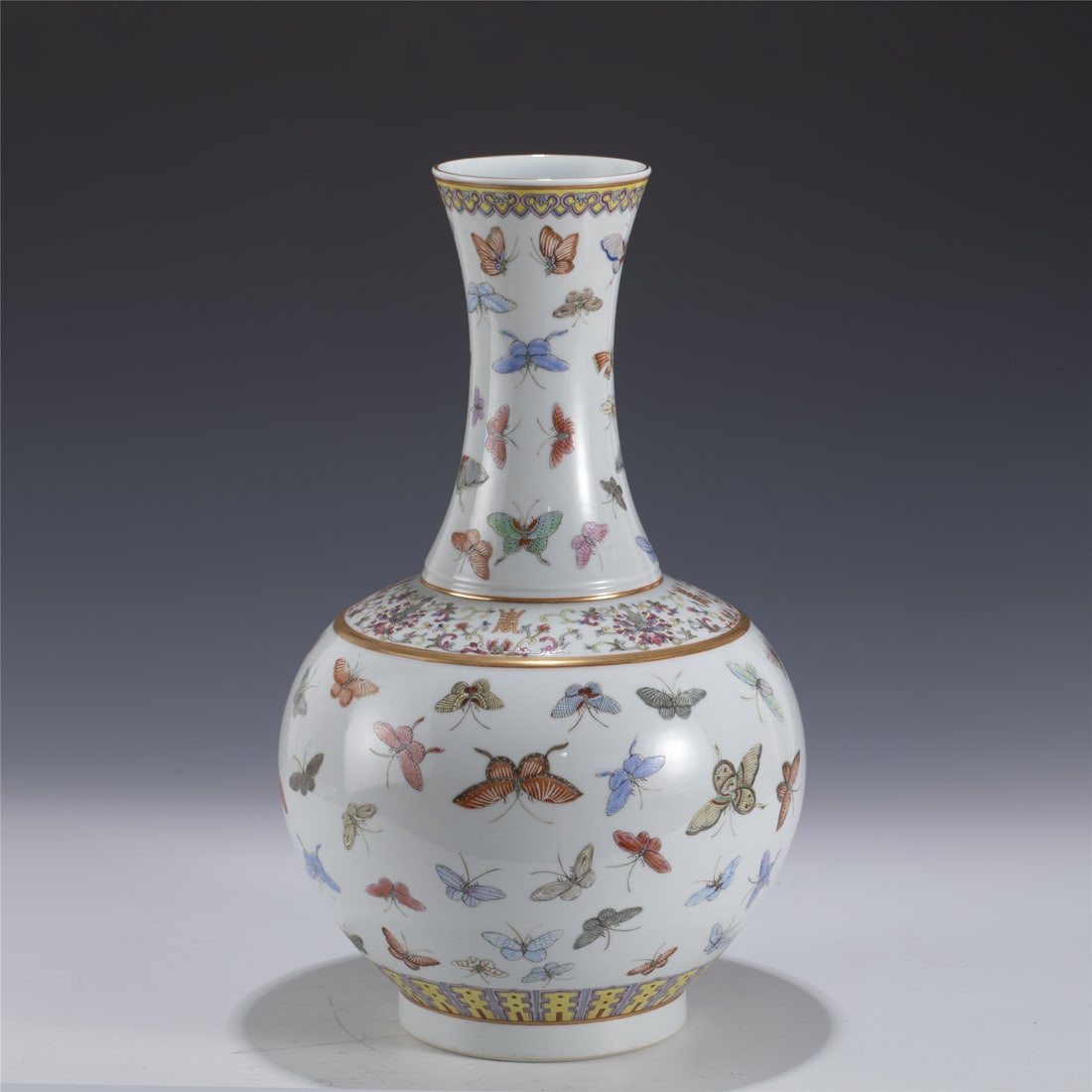 GUANGXU FAMILLE ROSE BUTTERFLY VASE (1 of 10)