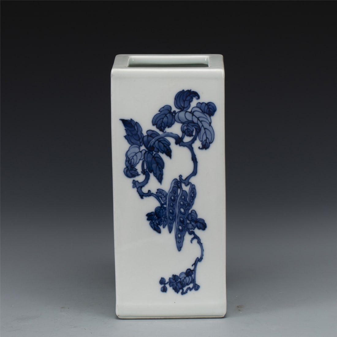 QING KANGXI BLUE & WHITE BRUSH POT (1 of 7)