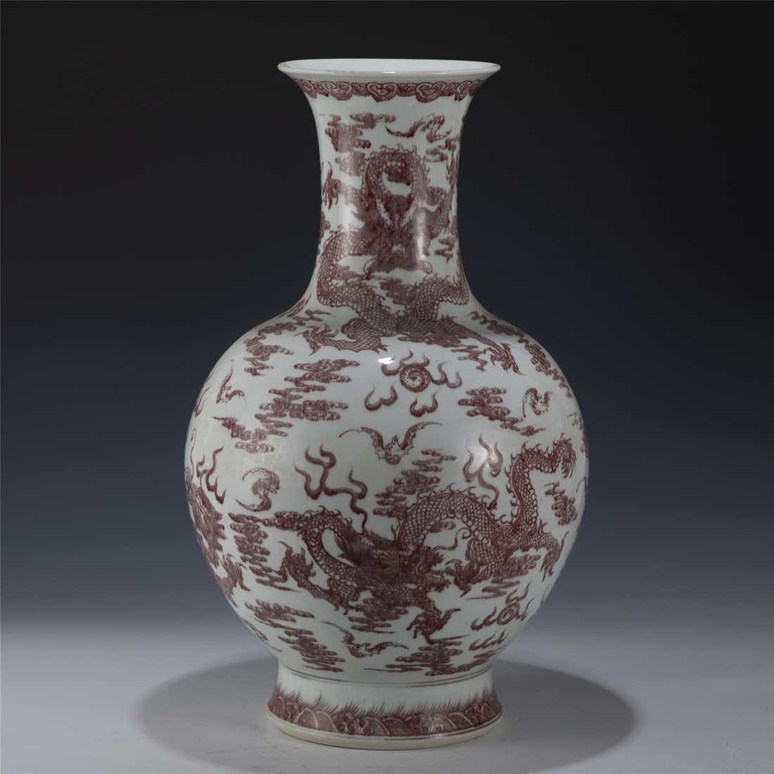 QIANLONG UNDERGLAZE RED VASE (1 of 7)