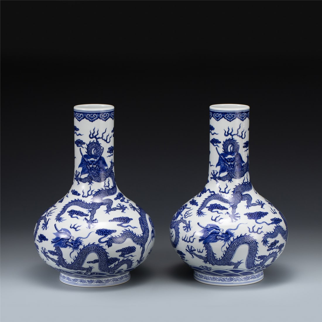 PAIR OF QING QIANLONG BLUE VASES (1 of 9)