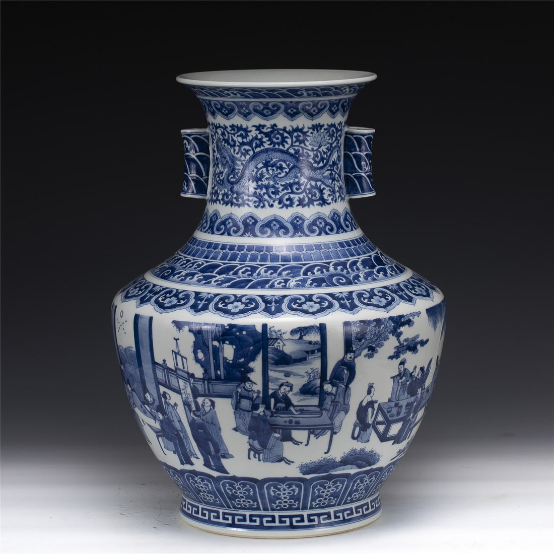 QING QIANLONG BLUE & WHITE DOUBLE-EARED VASE (1 of 13)