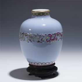 QING JIAQING FAMILLE ROSE LANTERN BOTTLE