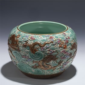 QING QIANLONG FAMILLE ROSE ENGRAVED PORCELAIN BRUSH WASHER POT