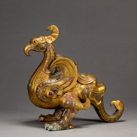 BRONZE GILDED AUSPICIOUS BEAST ORNAMENT