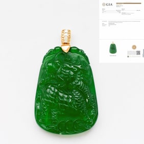 JADEITE OVAL PENDANT & DIAMONG ACCENT GOLD NECKLACE, GIA CERTIFICATE