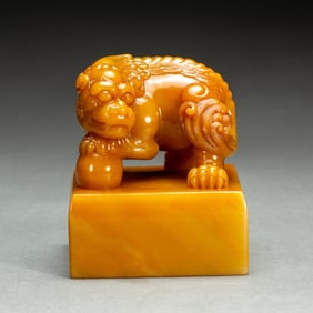 SEAL WITH BEAST - SHAPED KNOB