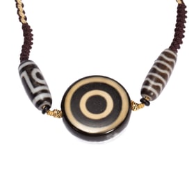 A DZI BEAD