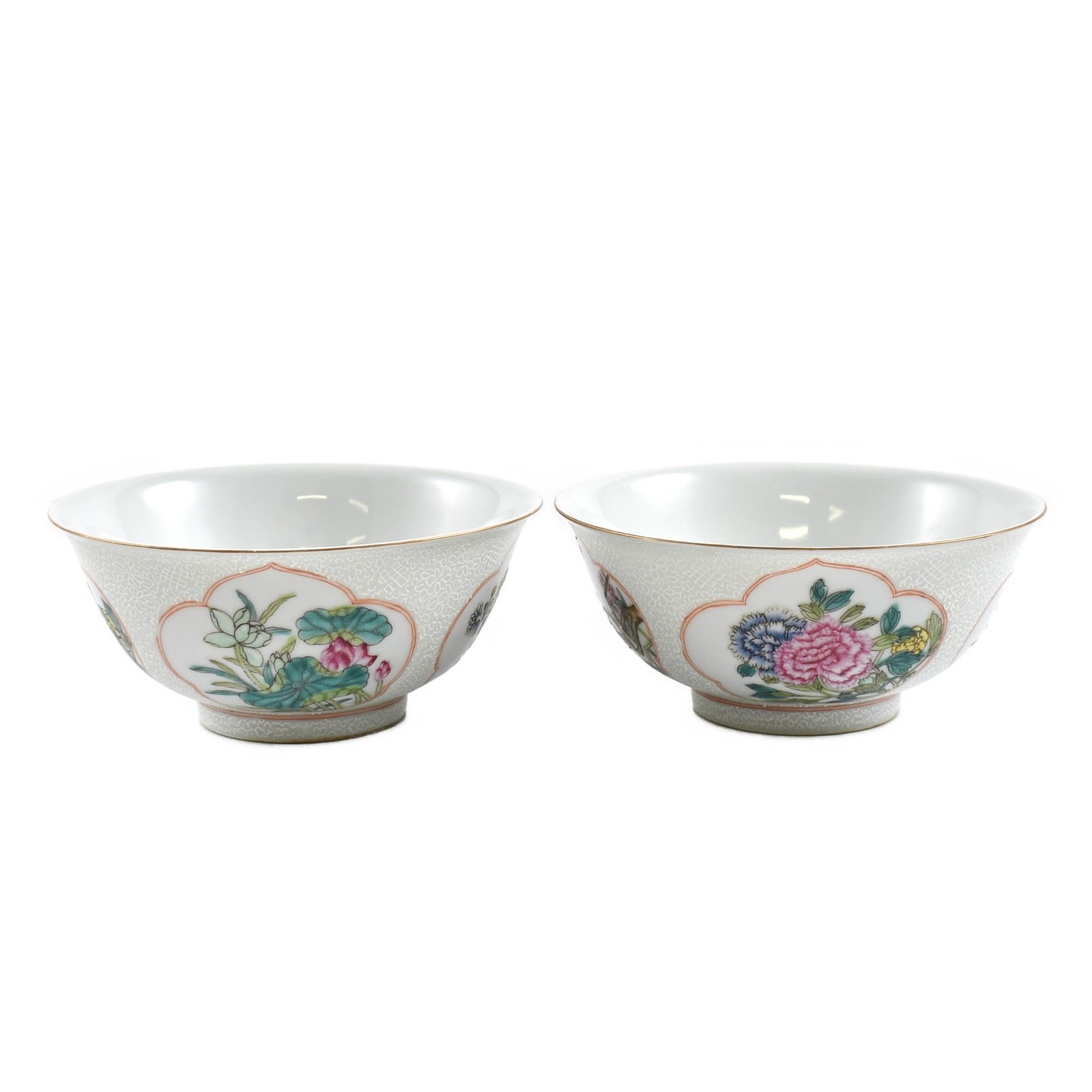 PAIR FAMILLE ROSE FLORAL BOWLS: PROVENANCE: Provenance: From the estate of Albert Newton Gremler (1932-2020) of Savanah, Georgia. A US Army Veteran, attorney, private collector. Dimensions: 6"Dia. x 2.875"H Pair Chinese Famille Rose