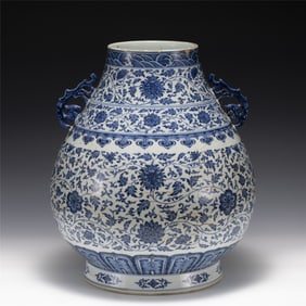 QING QIANLONG BLUE & WHITE DOUBLE EAR ZUN