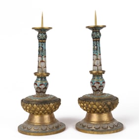 CLOISONNE CANDLESTICKS A MARVEL OF TRADITIONAL CHINESE CRAFTSMANSHIP