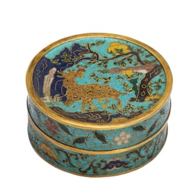 A CLOISONNE ROUND BOX