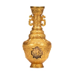 GILDED VASE WITH CHI - DRAGON HANDLES
