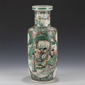 QING KANGXI WUCAI MALLET VASE