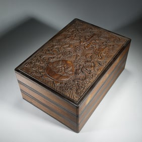 WOOD - CARVED FOOD BOX