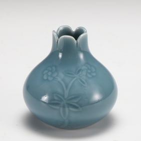 SKY BLUE GLAZED POMEGRANATE ZUN