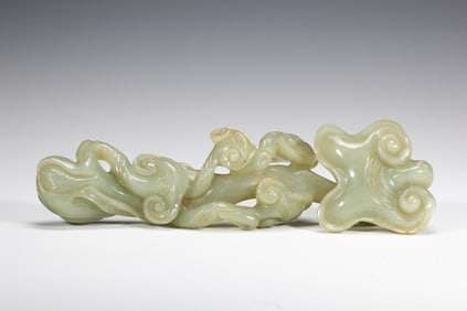 GREEN JADE RUYI ORNAMENT