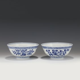 GUANGXU BLUE & WHITE FLORI PORCELAIN BOWLS