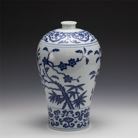 QING YONGZHENG BLUE & WHITE PLUM JAR