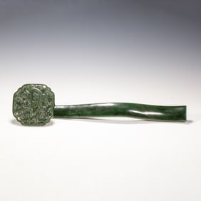 JASPER RUYI WITH DRAGON PATTERNS