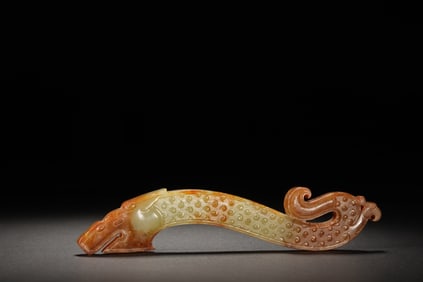 JADE - CARVED DRAGON - SHAPED HUANG