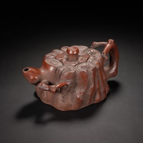 YIXING ZISHA TEAPOT SHAPED LIKE A TREE STUMP