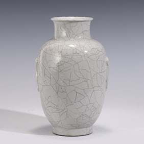 QING GE TYPE GLAZED PORCELAIN ZUN VASE