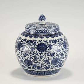 QING YONGZHENG BLUE AND WHITE JAR