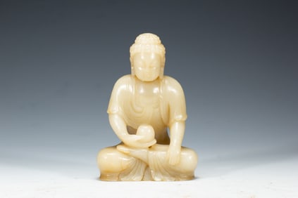 JADE STATUE OF SEATED BUDDHA
